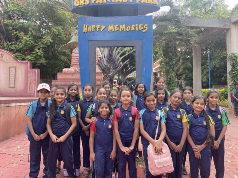 6e2ff386-783c-4801-807e-fb0b87492497